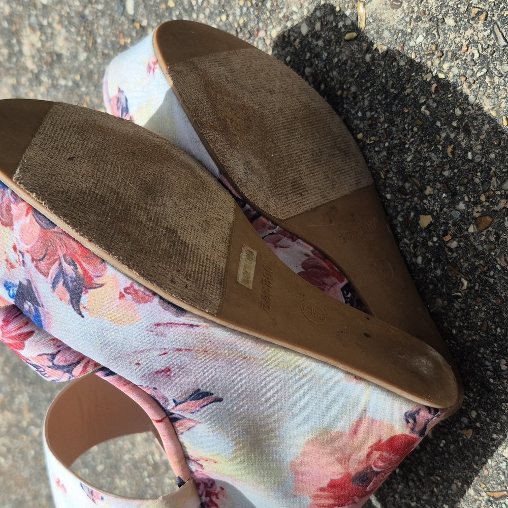 Bamboo Floral Summer Wedge Sandals Woman's Size 7 5inch - Picture 4 of 8